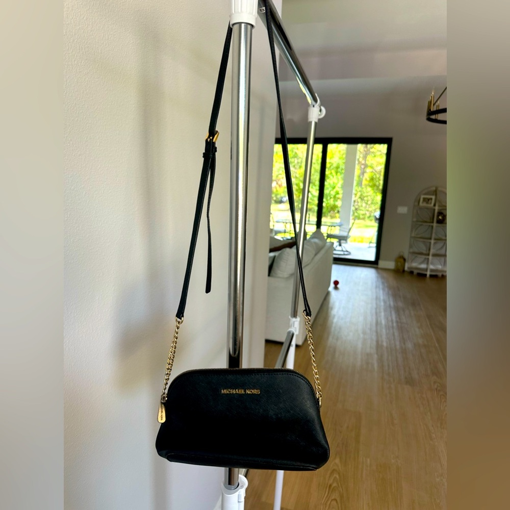 Michael Kors Cross body Bag ( Black W/ Adjustable Gold Chain)